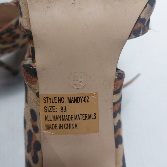 Breckelles Animal Print Woman's Pointed Toe Slip-on Heels Size 8.5M - Picture 9 of 13